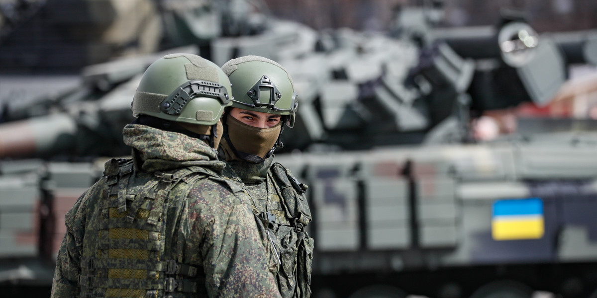 Rosja zwiększa liczbę żołnierzy na froncie i Ukraina musi zareagować tym samym
