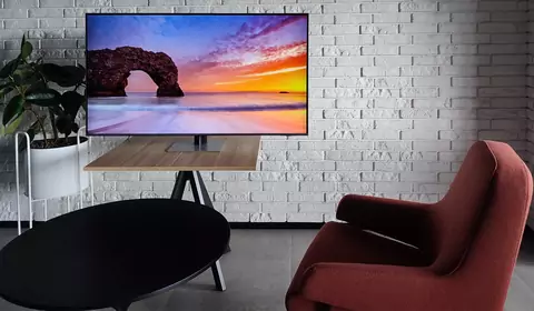 Smukły i dobrze wyceniony QLED 120 Hz. Test Samsung QE55Q77C