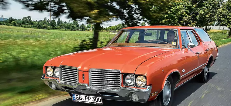 Oldsmobile Cutlass Cruiser - zaproszenie do Ameryki