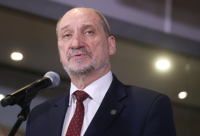 Tak Macierewicz skreśla generałów. Te liczby robią wrażenie!