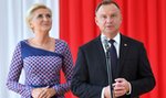 Wpadka prezydenta Andrzeja Dudy na rozpoczęciu roku szkolnego. Na szczęście na posterunku była małżonka