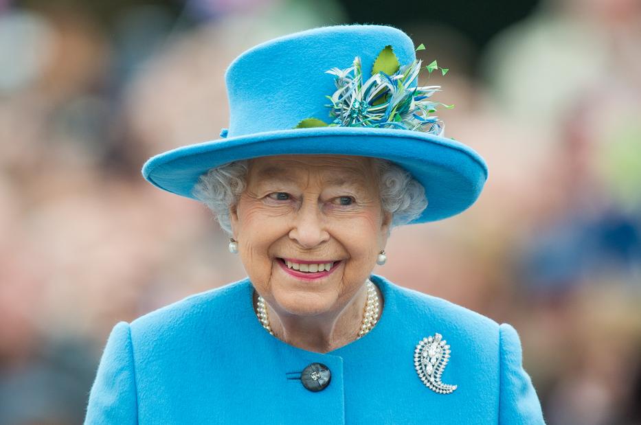 Egy percet sem vár a Királynő: megteszi, amit tud / Fotó: Getty Images