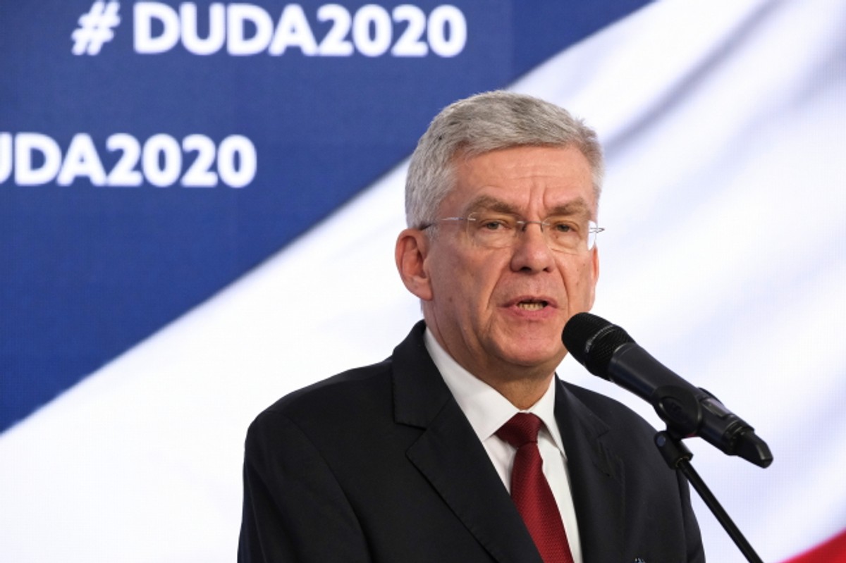 Na trwającym posiedzeniu Senat zajmuje się uchwaloną przez Sejm 14 lutego ustawą budżetową na rok 2020. Zakłada ona zbilansowanie dochodów i wydatków, mających wynieść po 435,3 mld zł