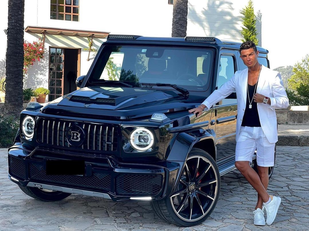 Cristiano Ronaldo pobavil svojich fanúšikom tancom so synom a neterou. 