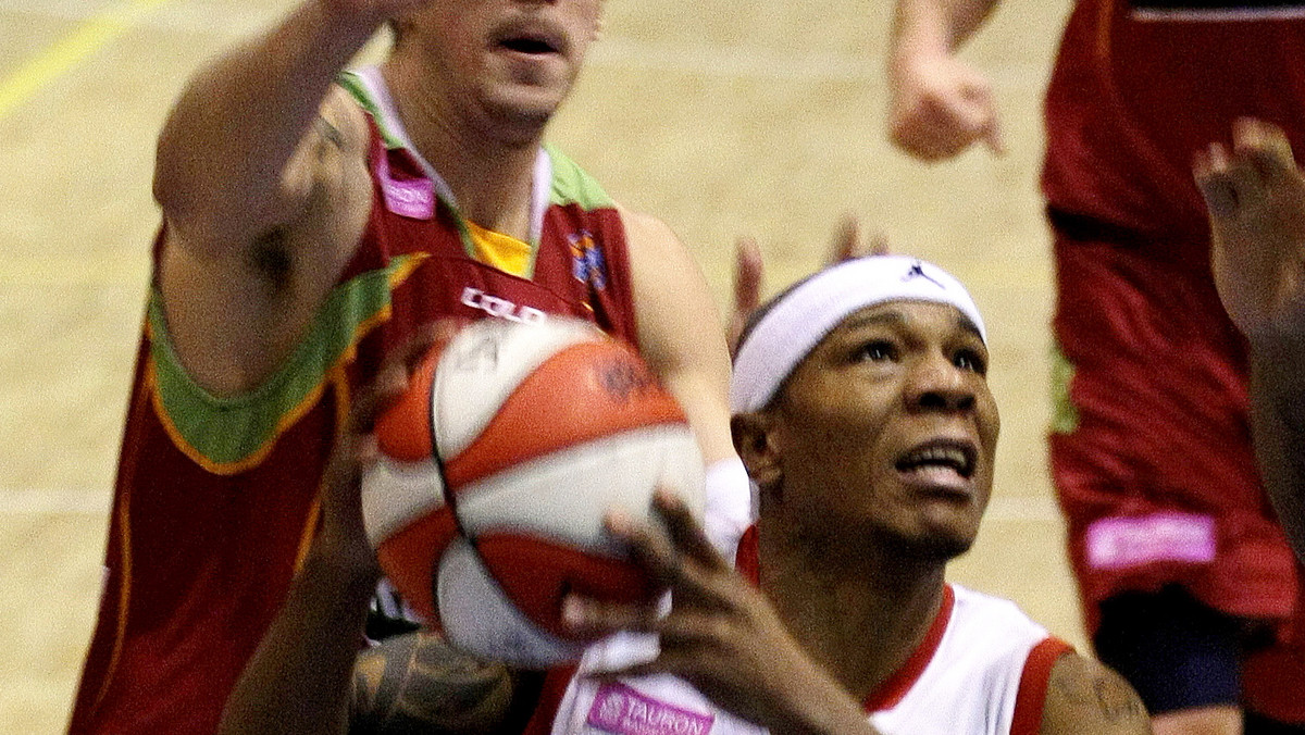 Polonia Warszawa pokonała Polpharmę Starogard Gd. 68:62 w spotkaniu 17. kolejki Tauron Basket Ligi.