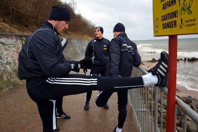 Zobacz cieżki trening bramkarzy Lechii Gdańsk