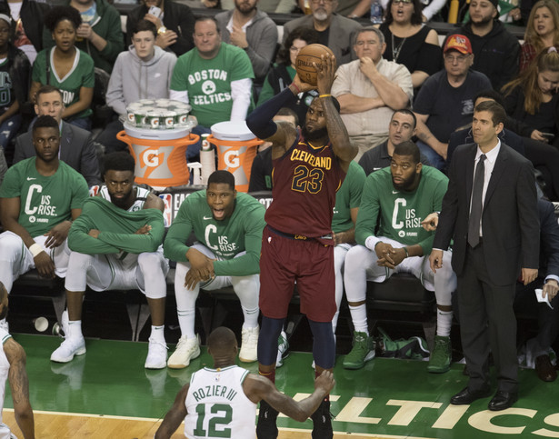 LeBron James tym razem zawiódł. Cavaliers przegrali z Celtics w pierwszym meczu finału na Wschodzie