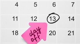 piątek, 13 lutego wolny od pracy dla polaków? rząd wprowadził nowe święto. czy należy się wolny piątek za święto w sobotę? kodeks pracy ustawa kalendarz gov