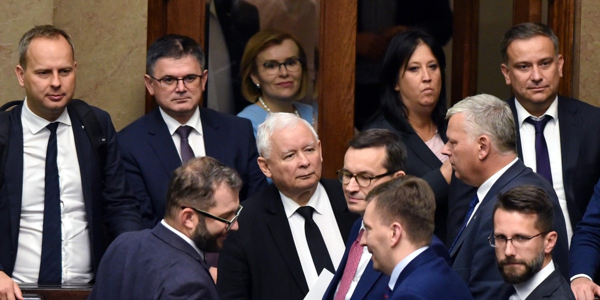 Politycy PiS chcą sposobem uchwalić Bezkarność+