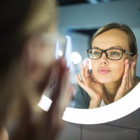 Az arca mindent elárul: így ismerheti fel a hormonális problémákat