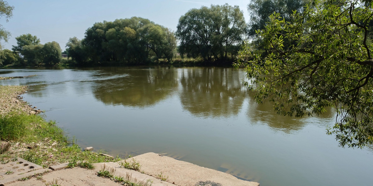 Łódzkie. Tragiczny wypadek nad Wartą. Nie żyje 66-latek.