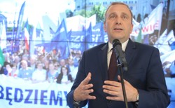 PO póki co nie przystąpi do koalicji z KOD i Nowoczesną, ale chce współpracować