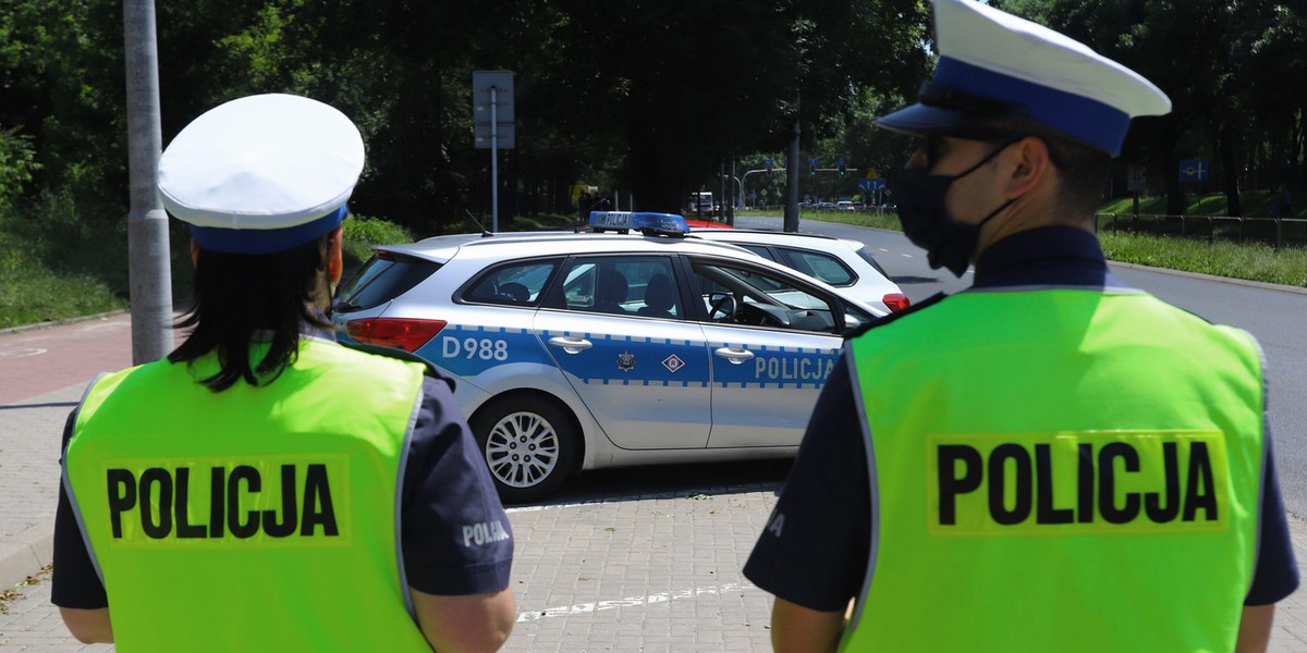 Lockdown i podróż samochodem. Za to grozi mandat