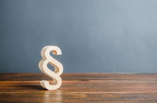 Decyzji administracyjnej nie można doręczać spółce przejętej