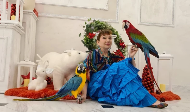 Vlada u slobodno vreme crta, uglavnom konje jer su joj oni velika ljubav