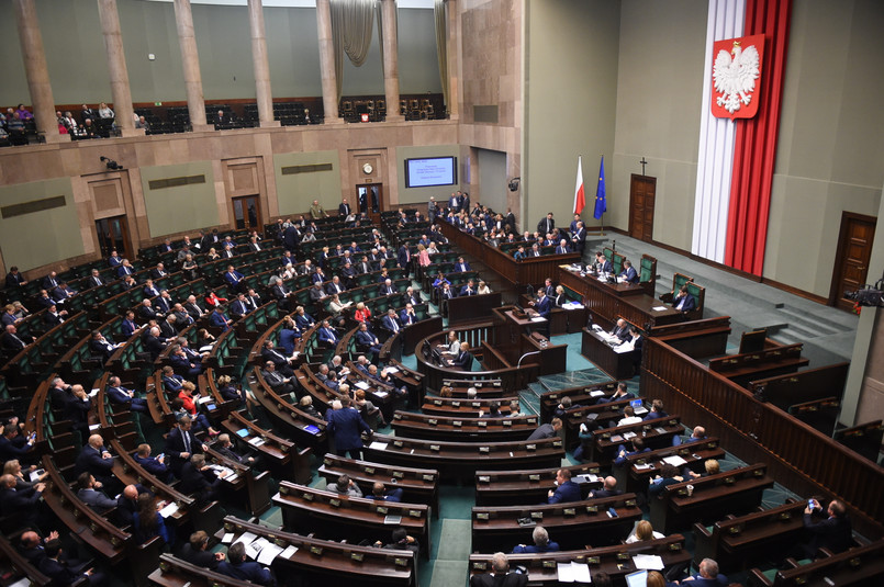 Burzliwa dyskusja w Sejmie na temat protestu rezydentów