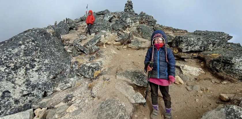 Czteroletnia Zara znalazła się w bazie pod Everestem. Co ona tam robiła?
