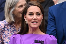 KEJT MIDLTON POTPUNO SAMA U JAVNOSTI! Princeza primećena SINOĆ na ovom mestu - VAN DUŽNOSTI, daleko od kuće: "Izašla je sa PUNOM TORBOM", evo šta je radila u slobodno vreme