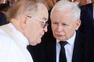 Jarosław Kaczyński i o. Tadeusz Rydzyk podczas 32. Pielgrzymki Rodzin Radia Maryja na Jasnej Górze. Częstochowa, 09.07.2023 r.