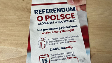 Poczta Polska roznosi nową "instrukcję" o referendum. "Mają trafić do wszystkich skrzynek"