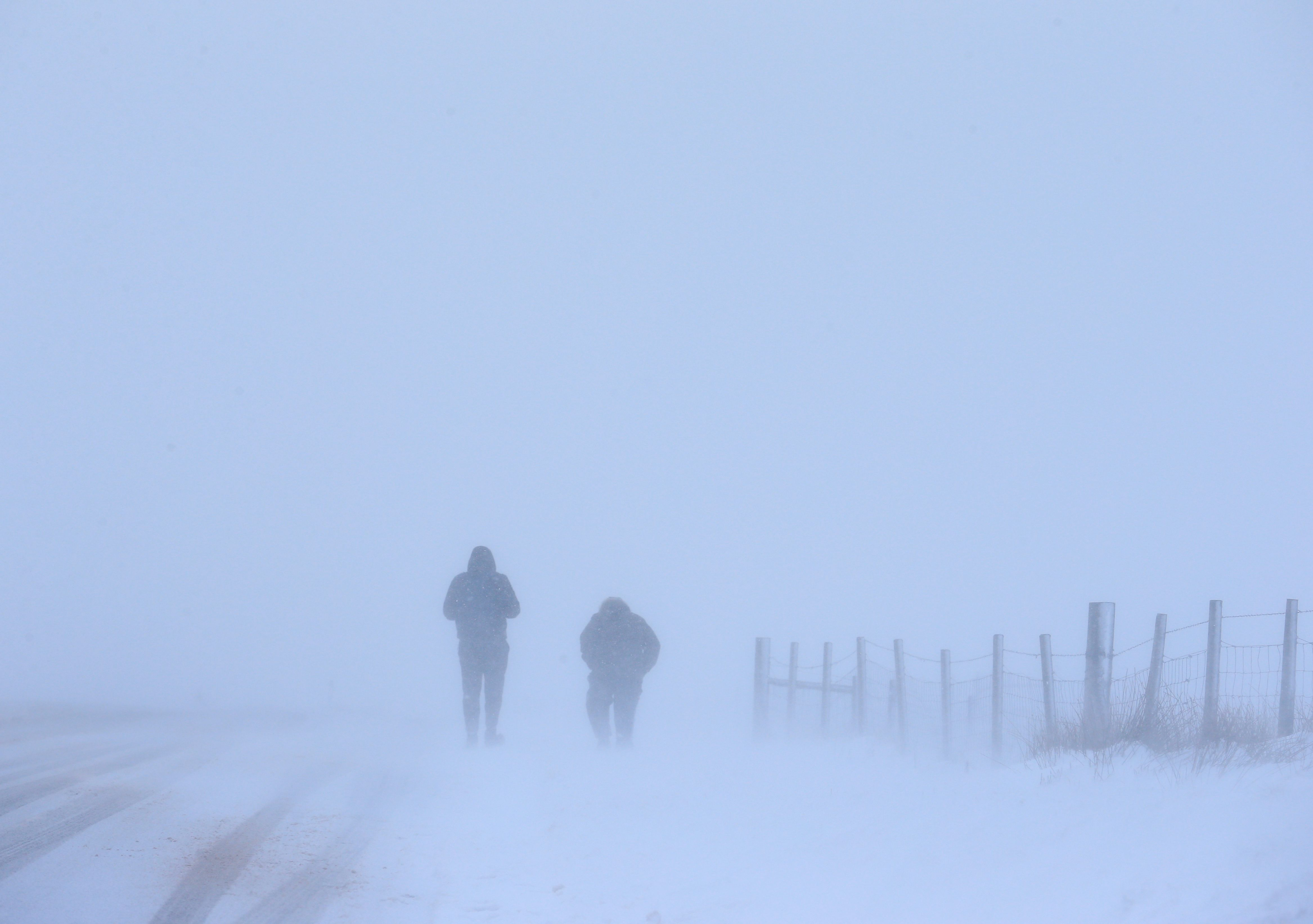 100cm of snow forecast as 6-day blizzard threatens to bury UK in February