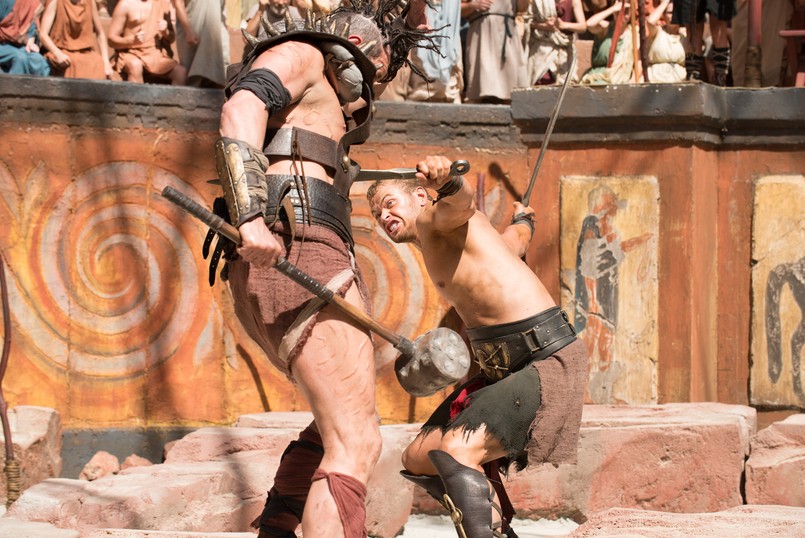 Herkules jako gladiator i kochanek walczący o serce swojej wybranki? A czemu nie – amerykańska popkultura przemieliła już wszystkie możliwe mity, więc i ten heraklejski pokazuje po swojemu bez jakiejkolwiek refleksji nad oryginałem