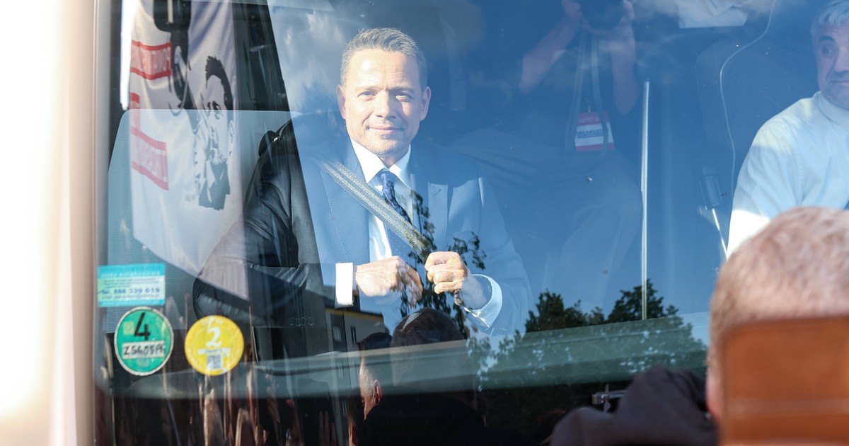 Starcie na marsze. PiS rozsyła SMS-y z radami, Tusk wkracza do akcji