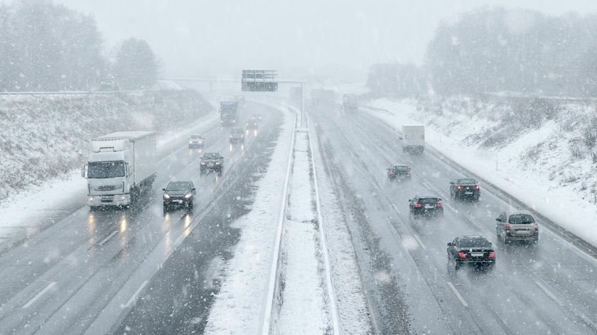 Pogoda da nam w kość. Synoptycy zapowiadają burze, deszcz i śnieg