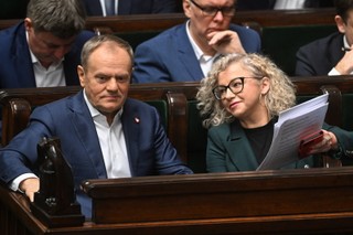 PiS: 'Trzyma w szufladzie projekt ustawy o uzgodnieniu płci'. Ministra Kotula obroniona w Sejmie