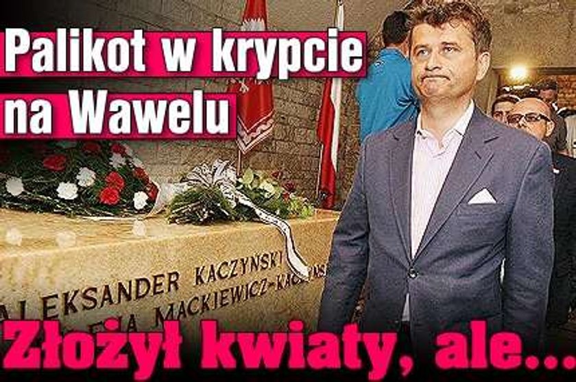 Palikot w krypcie na Wawelu. Złożył kwiaty, ale...