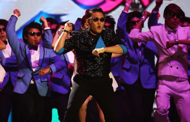 Psy podczas gali MTV EMA