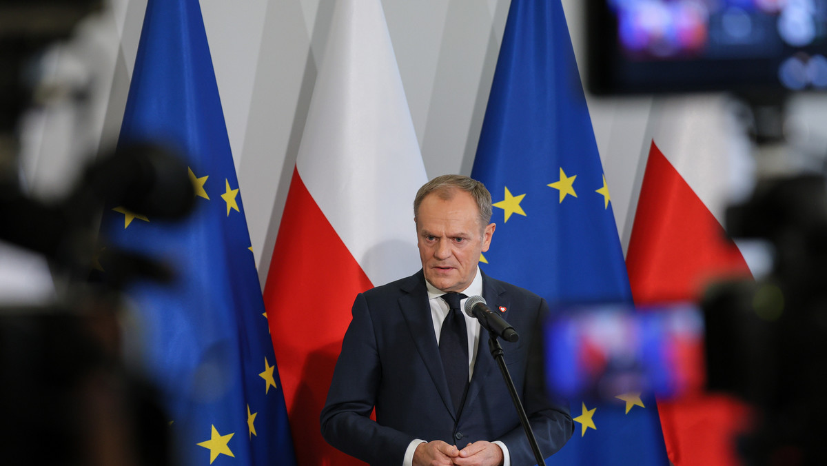 Donald Tusk o ostatnich dniach starego rządu. "Kosztują Polskę gigantyczne pieniądze"