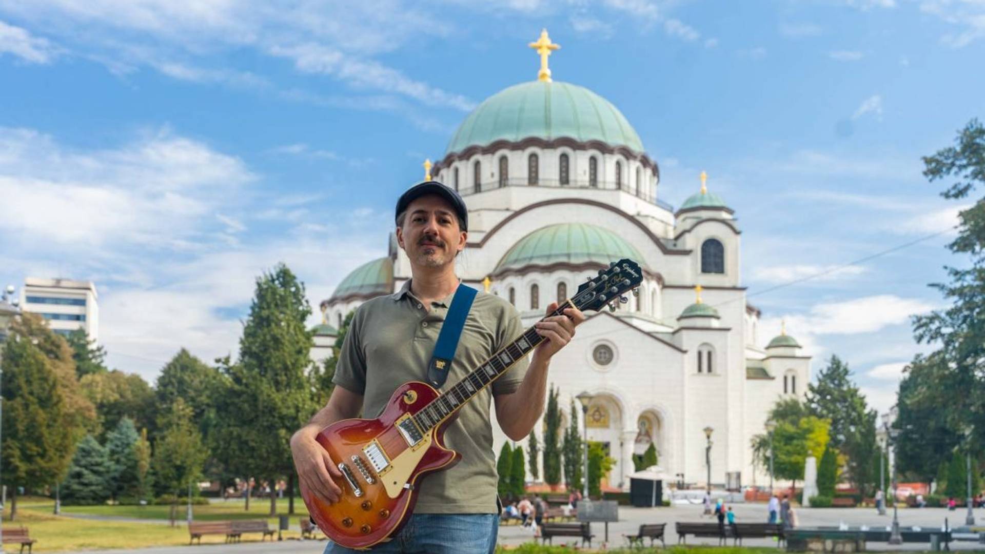 Na Balkan je došao zbog ljubavi, a ostao zbog eks-ju roka - Ameikanac učio srpski da bi mogao da peva