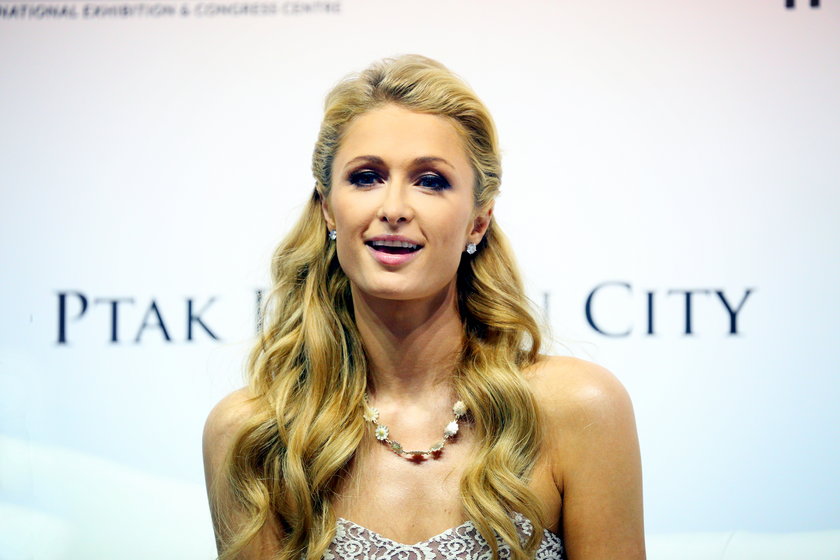 Strażak znalazł pierścionek Paris Hilton 