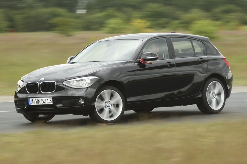 Porównanie: BMW 125i, Ford Focus ST, Mercedes A 250 Sport i VW Golf GTI