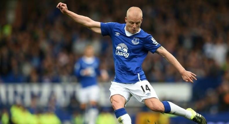 Steven Naismith, pictured September 2015, was unable to score in a first-half penalty shot in the Scottish Premiership