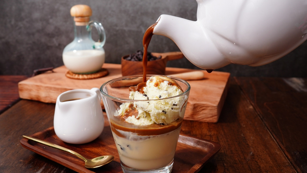 Ten włoski kawowy deser to hit lata. Poznaj przepis na affogato