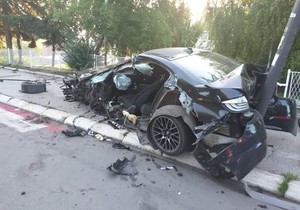 Saobraćajna nesreća u Boru, automobil potpuno uništen