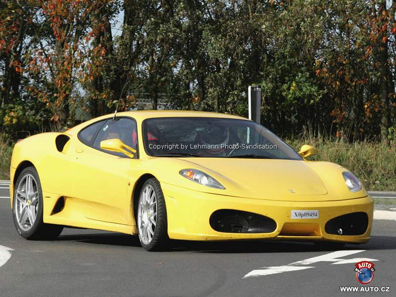 Zdjęcia szpiegowskie: Nowe Ferrari F430 Challenge Stradale