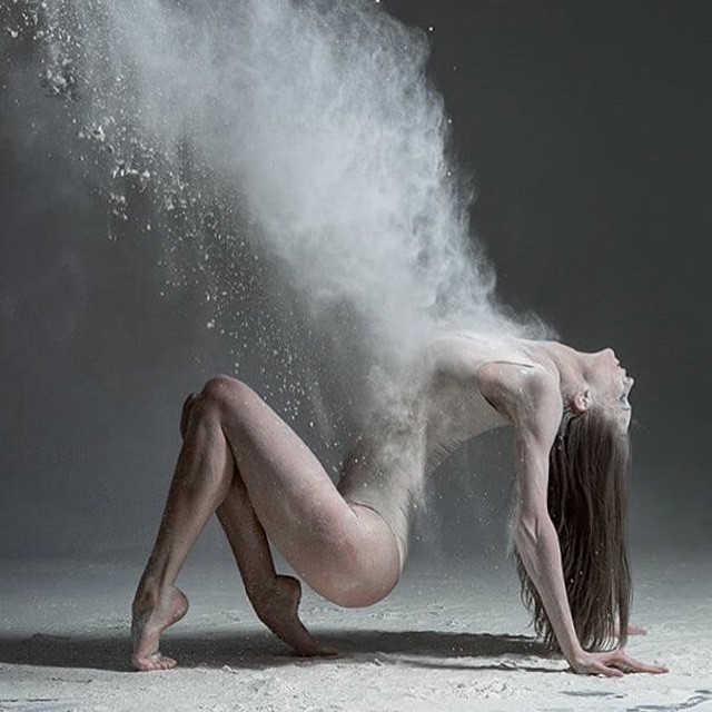 Csak egy zacskó liszt és balerinák - lélegzetelállító projektet készített egy fotós