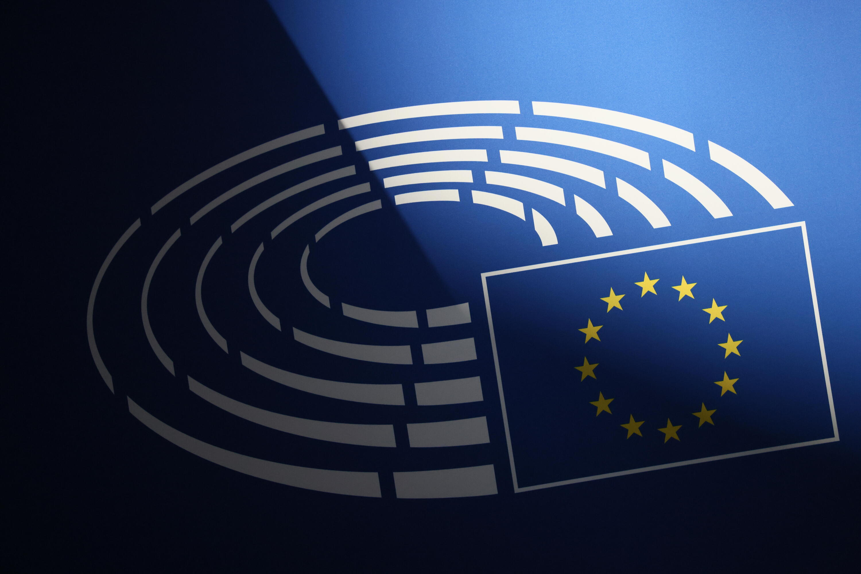 21 państw za, 4 przeciw: UE odkłada opłaty za emisje - start 2028