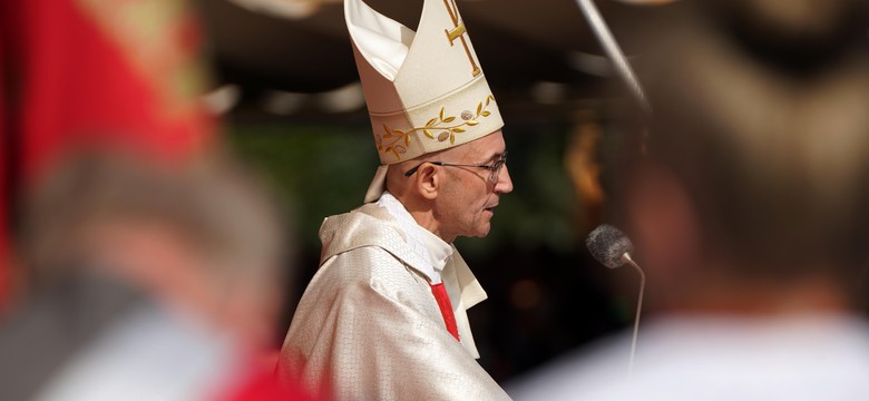 Ten skandal wstrząsnął Dąbrową Górniczą. Abp Galbas przeprasza