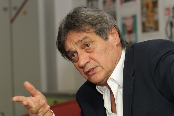 Doktor Moma Jakovljević