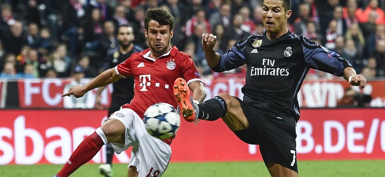 Liga Mistrzów: Lewandowski z trybun oglądał popis Ronaldo. Real wygrał w Monachium. WIDEO