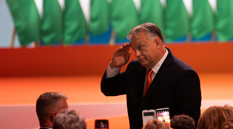 Orbán Viktor Tik-Tok csatornája, az indulása óta óriási figyelemnek örvend. / Fotó: Blikk / Zsolnai Péter