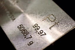 KGHM ukryje skarby w kopalniach. Złoto, srebro i platyna wrócą do wyrobisk