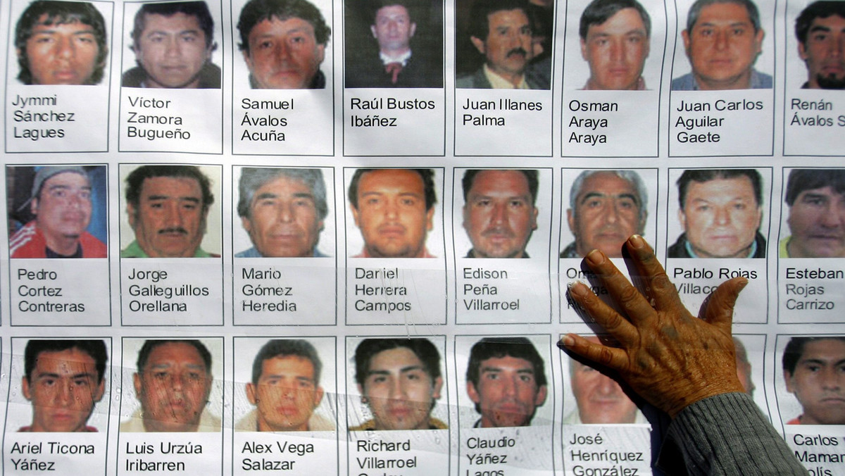 Trzydziestu trzech górników, uwięzionych od ponad półtora miesiąca w chilijskiej kopalni miedzi i złota San Jose, może zostać uwolnionych wcześniej, niż oczekiwano - pisze chilijska prasa, powołując się na anonimowe źródła rządowe.