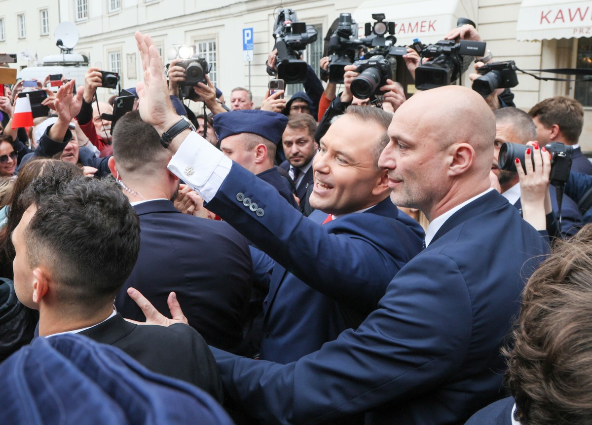 Karol Nawrocki zmienia zdanie w ważnej sprawie. Chodzi o bezpieczeństwo