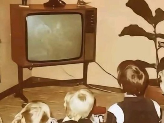 Deca gledaju televizor u Bivšoj Jugoslaviji