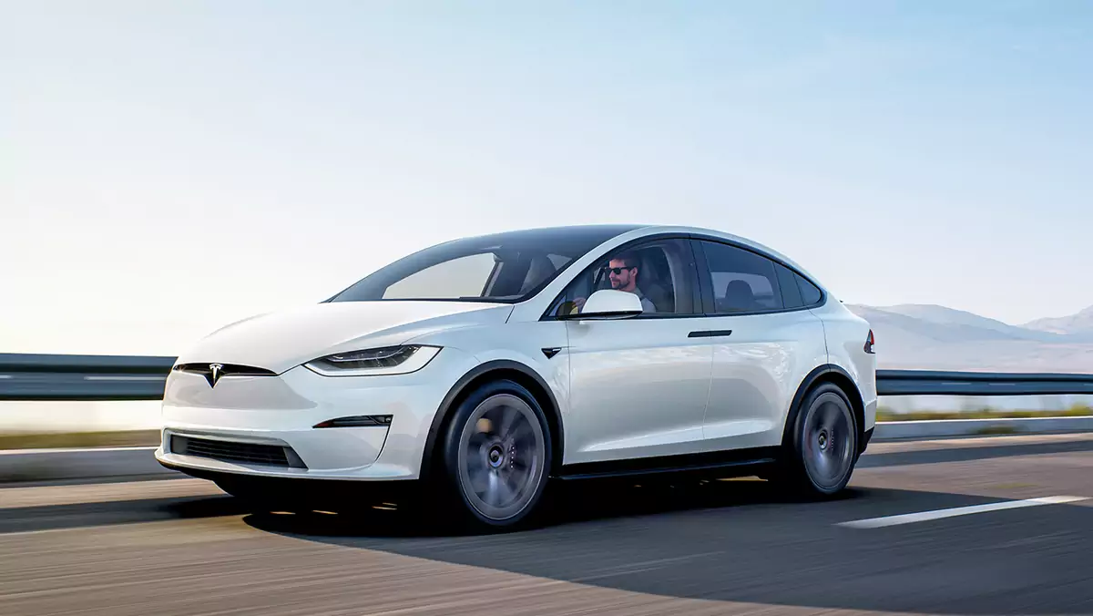 Tesla Model X Plaid (2022)